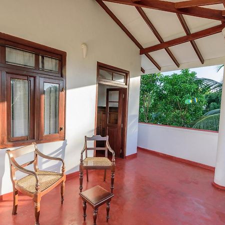 Villa Guru Хикадува Екстериор снимка