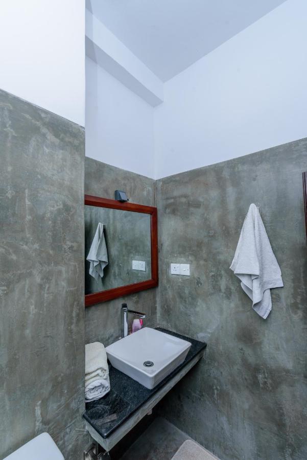 Villa Guru Хикадува Екстериор снимка